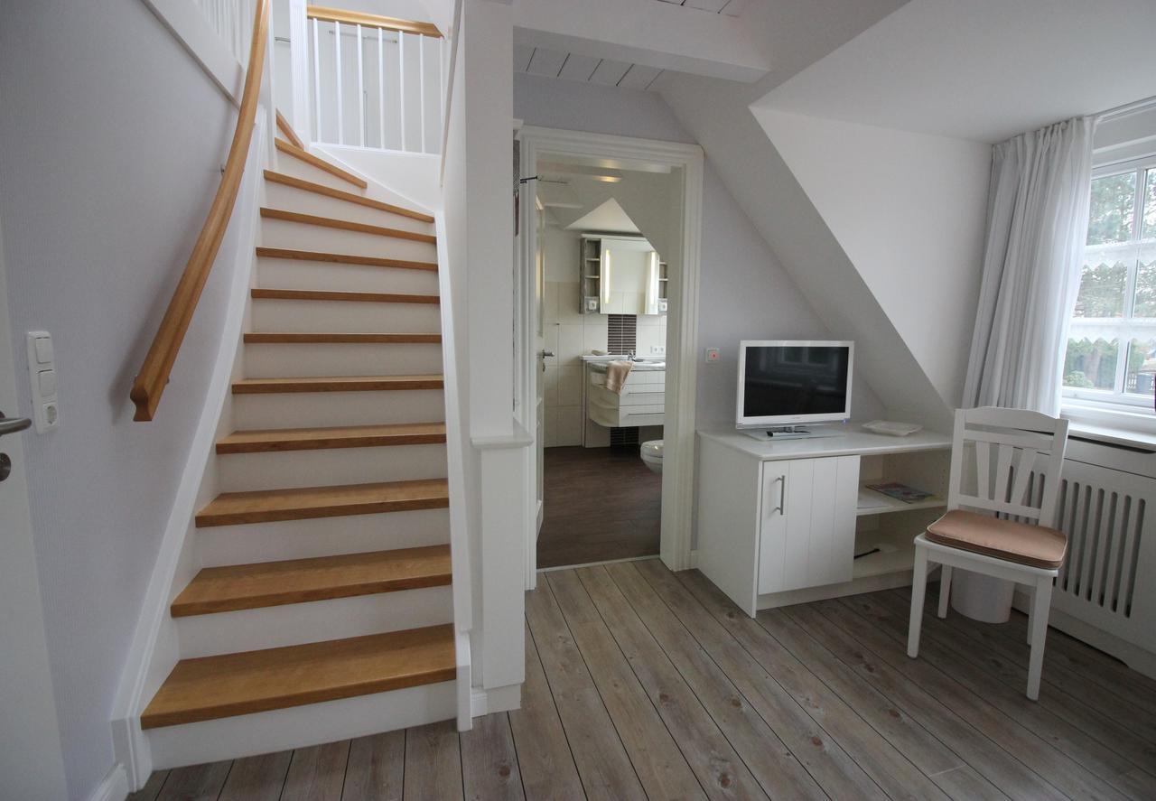Ual Oeoemrang Wiartshues Hotel Norddorf Exterior foto